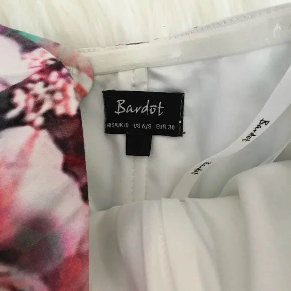 Bardot Floral Fit & Flare Dress Size 6 - Picture 6 of 10